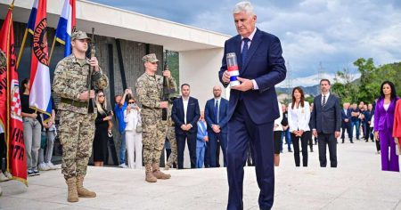 Neum: Obilježena 30. obljetnica Udruge dragovoljaca i veterana Domovinskog rata HVO-a HB