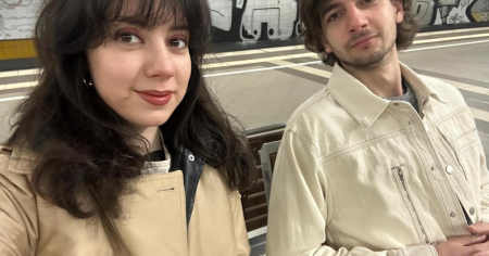 Nakon 10 godina vratio se iz Frankfurta u svoj Domaljevac, za njim stigla i djevojka Njemica