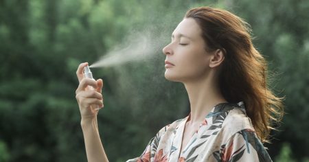 Napravite sopstvenu super cool maglu za lice sa krastavcem i alojem