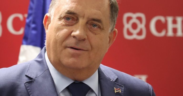 Stabilni smo, plate su nam veće, a naredio sam da izbace Schmidta iz Banje Luke