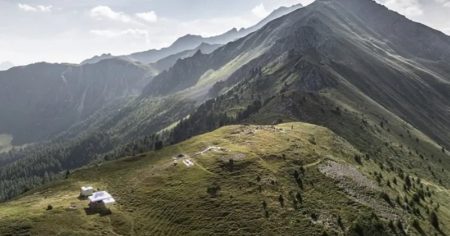 Duboko u Alpama na teritoriji Švicarske na visini od 2.200 metara pronađen rimski vojni logor