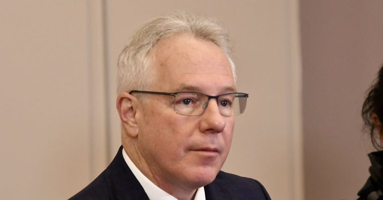 Svi su krivi za zastoj na NATO putu