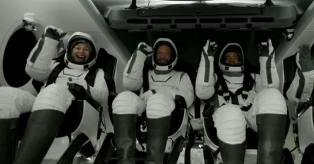 Napravljen veliki korak naprijed ka komercijalnim svemirskim letovima, misija SpaceX se vratila na Zemlju