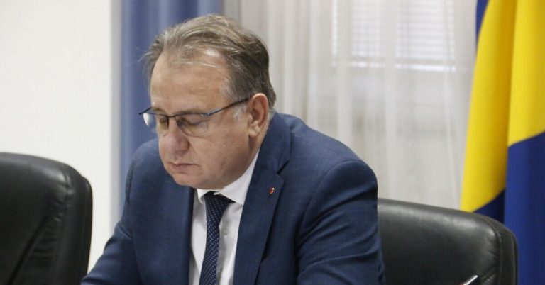 Zalagat ću se za nominalno povećanje u istom iznosu, to je pravedno rješenje