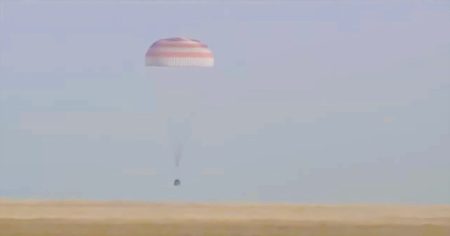 Kapsula Soyuz se vratila s ISS-a, ruski kosmonauti postali rekorderi