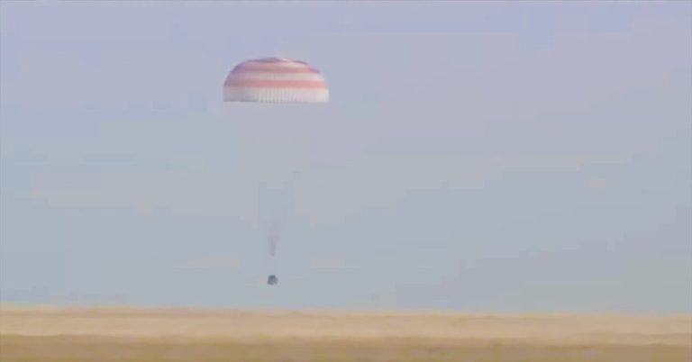 Kapsula Soyuz se vratila s ISS-a, ruski kosmonauti postali rekorderi