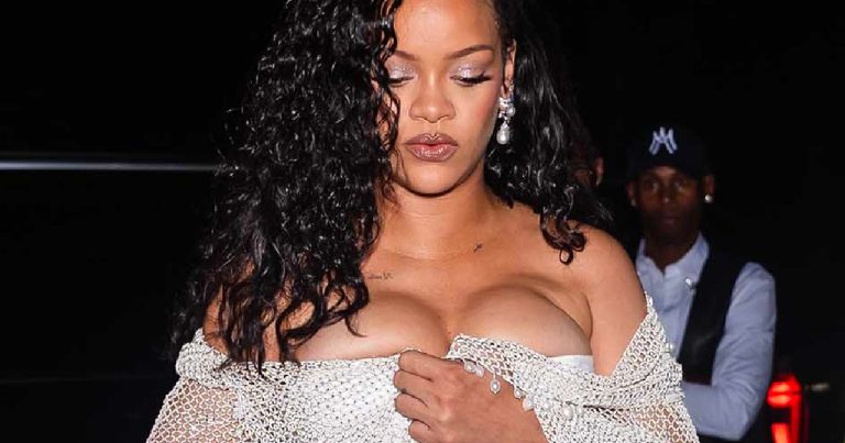 Rijana je na naslovnim stranama u bisernoj haljini Rijana je na naslovnim stranama u bisernoj haljini