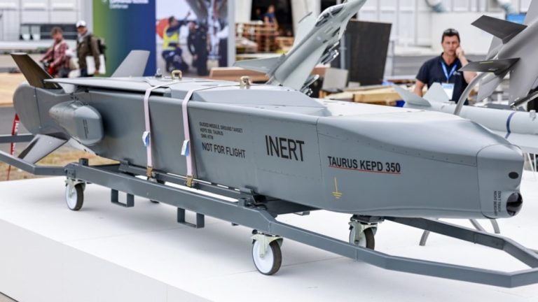 EP: Ukrajini dopustiti napade oružjem sa Zapada na ciljeve u Rusiji | Iran Vijesti