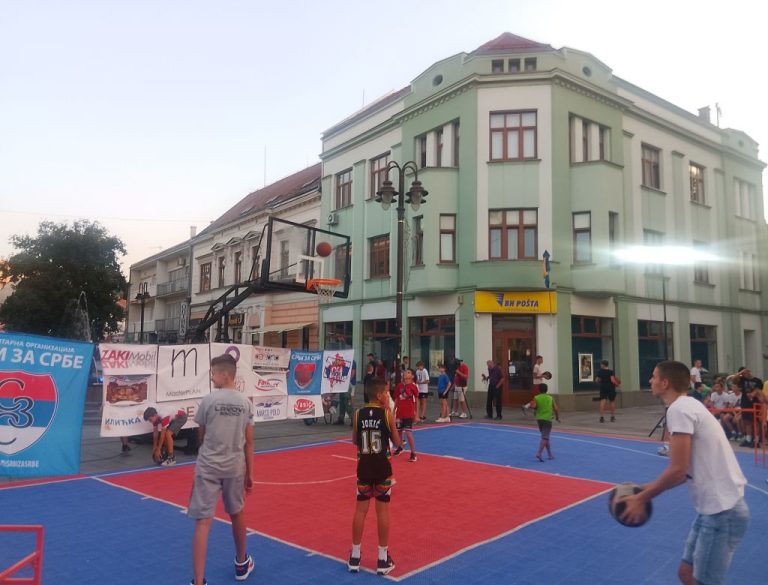 Sinoć je održana “Trojka iz bloka”. Sinoć je održana “Trojka iz bloka”.