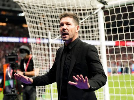 Kazniti nasilne navijače i igrače koji ih huškaju: Menadžer Atletica Simeone | Football News