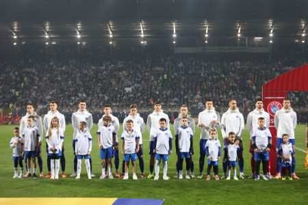 LUDNICA U BEČU: Evo koliko košta karta za večerašnju utakmicu na crno ispred stadiona