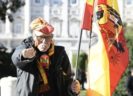 Opasna nostalgija: Je li španski pakt zaborava nakon Franca ostavio novu generaciju otvorenom za ekstremnu desnicu?