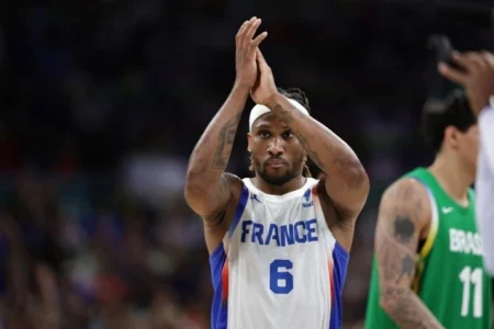 Francuski košarkaš Andrew Albicy će nakon naredne dvije utakmice završiti reprezentativnu karijeru