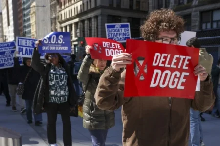 Kraj DOGE-a: Trump raspustio odjel koji je obećavao milijarde ušteda