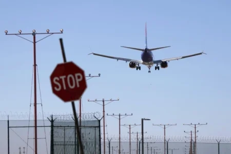 Avio-saobraćaj u SAD-u se vraća u punom kapacitetu