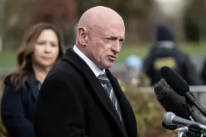 Pentagon pokreće istragu protiv senatora Marka Kelija zbog videa o ilegalnim naređenjima