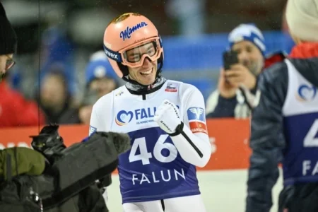 Kraft pobjednik prvog takmičenja u ski-skokovima u Falunu Kraft pobjednik prvog takmičenja u ski-skokovima u Falunu