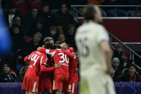 Amar Dedić odigrao cijeli meč u pobjedi Benfice protiv Ajaxa