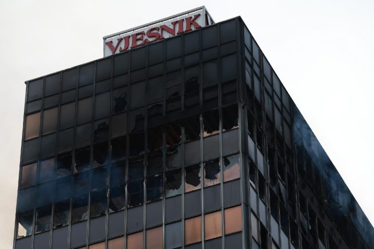 Potpuno izgoreo soliter nekadašnjeg zagrebačkog lista Vjesnik