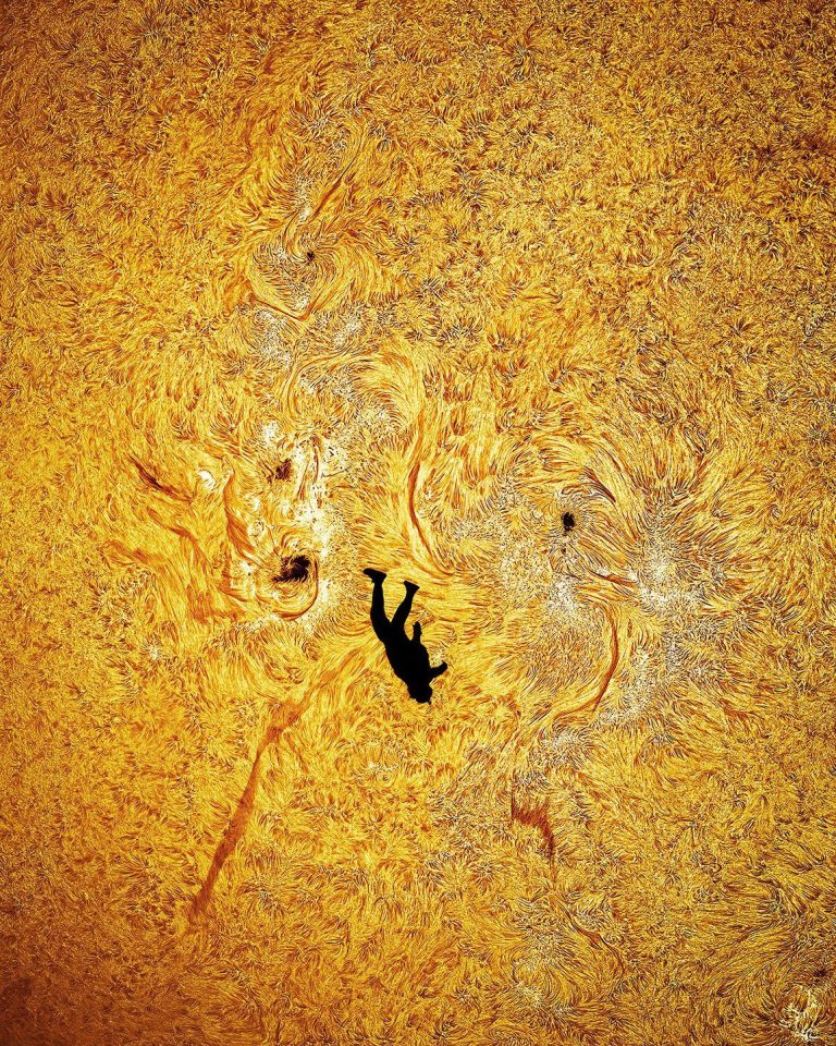 Savršena fotografija: Čovek u slobodnom padu na Sunce