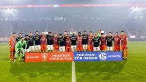 (VIDEO) Golman Dynamo Dresdena napravio jedan od najbizarnijih penala, izbjegao je kaznu na nevjerovatan način