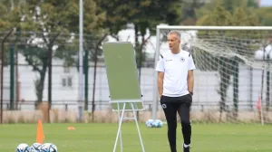 Vico Zeljković posjetio Zmajeve uoči meča sa Rumunijom: Imamo sudbinu u vlastitim rukama