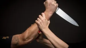 Drama u bh. gradu: U kafani nožem isjekao dvije osobe, vlasnica objekta sakrila nož