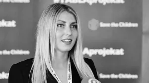 Drama u Mostaru: Spriječen skok sa Starog mosta, osoba je prevezena u bolnicu