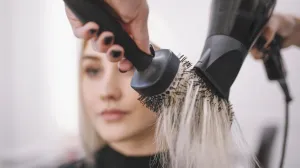 Žene, nemojte ovo raditi poslije 40. godine: Zbog ovih grešaka u šminkanju izgledate starije