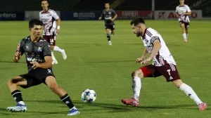 (FOTO) Pogledajte u kakvom je stanju travnjak Gradskog stadiona u Prijedoru