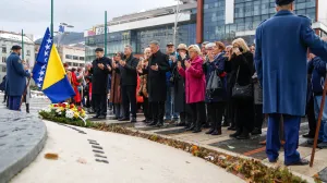 (FOTO) Sarajevo odalo počast braniteljima i žrtvama na Dan državnosti BiH