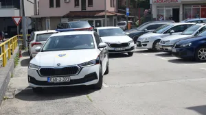 Nesreća u bh. gradu: Mercedesom udario pješaka, povrijeđen je