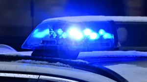 Hrvatski državljanin sa BMW-om blokirao tramvajski saobraćaj u Sarajevu zbog odlaska u džamiju