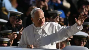 (FOTO) Prvo službeno putovanje: Erdogan u Ankari dočekao papu Lava