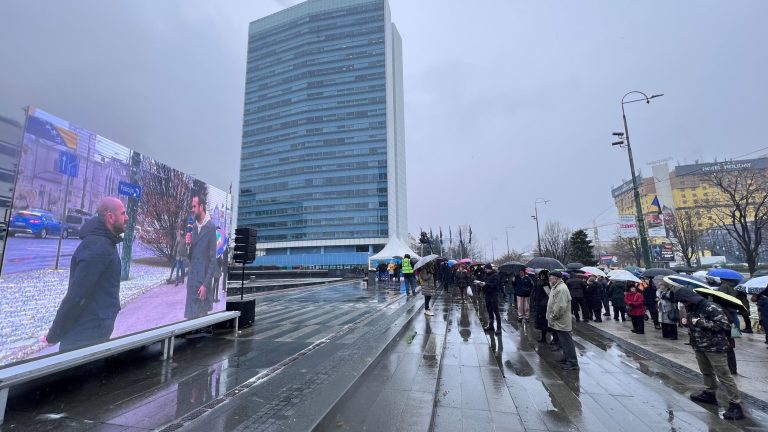 Protesti radnika BHRT-a ispred Parlamenta: Odbrojavamo posljednje dane
