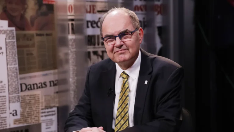 Christian Schmidt: Dodik treba da se prilagodi, a ne drugi