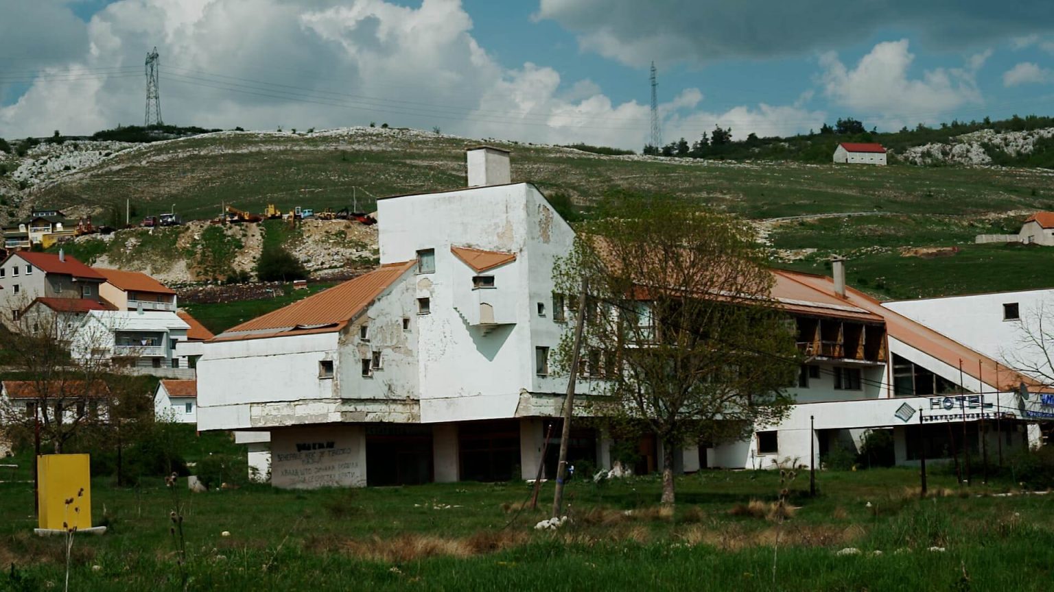 Potvrđene dvije i po godine zatvora za zločine u Gacku