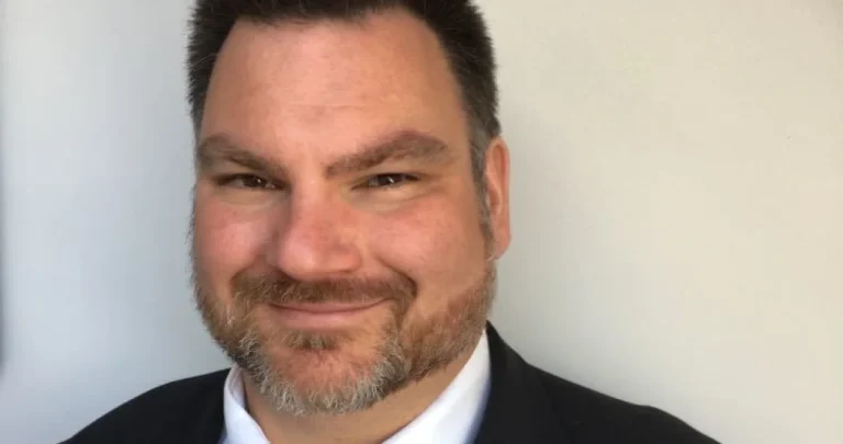 Nedovršeni mir u Bosni: 30 godina nakon Daytona političke elite i dalje blokiraju državu