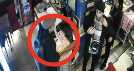 Vlasnik nudi nagradu: Prepoznajete li muškarce koji su ukrali pazar iz sarajevskog kafića?