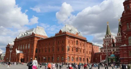 Kremlj poručuje: Temelj ukrajinskih pregovora postoji, ali Kijevu i mnogim Europljanima nije po volji