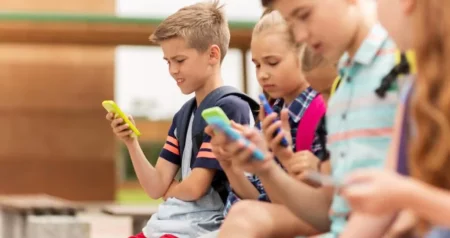 Zabrinjavajući rezultati: Sve veći broj roditelja češće se okreće ChatGPT-u umjesto pedijatrima