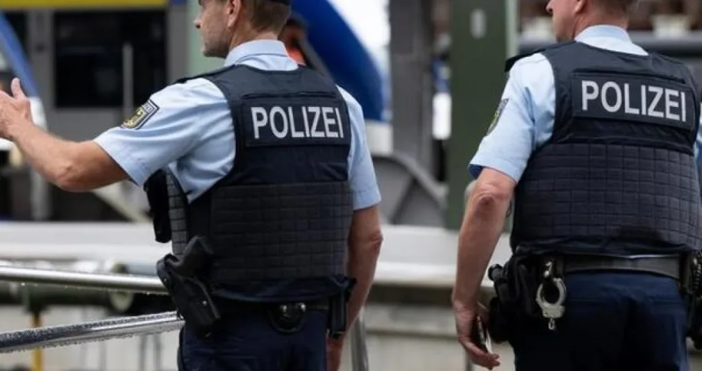 Njemačka policija pucala na 12-godišnju gluhonijemu djevojčicu iz Srbije: Bori se za život