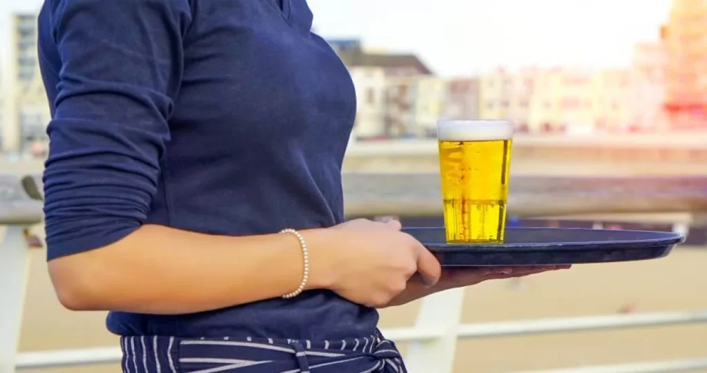 Plata i napojnica konobarice u luksuznom hotelu u Njemačkoj izazvale lavinu komentara