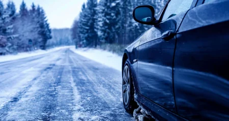 Vožnja po ledu i snijegu: Evo koje su tehnike ključne za sigurnu zimsku vožnju