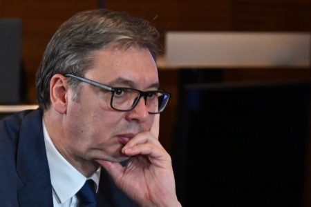 VUČIĆ OKA NIJE SKLOPIO NAKON VIJESTI IZ AMERIKE: Stručnjaci kažu da su se sankcije mogle…