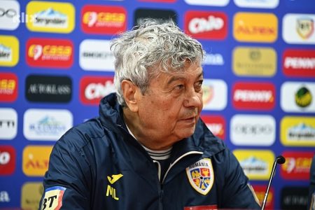 VELIKI STRUČNJAK, ALI I VELIKI LICEMJER: Selektor Rumunije van sebe poslije utakmice u Zenici, svi su mu krivi, ali ne i on