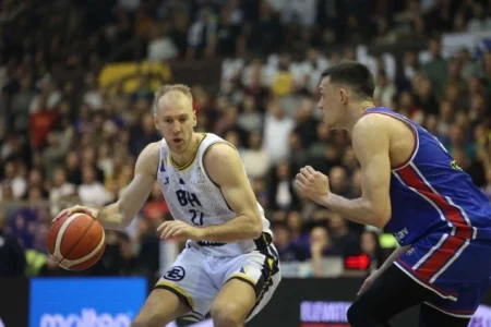 BiH na poluvremenu vodi protiv Srbije 39:35