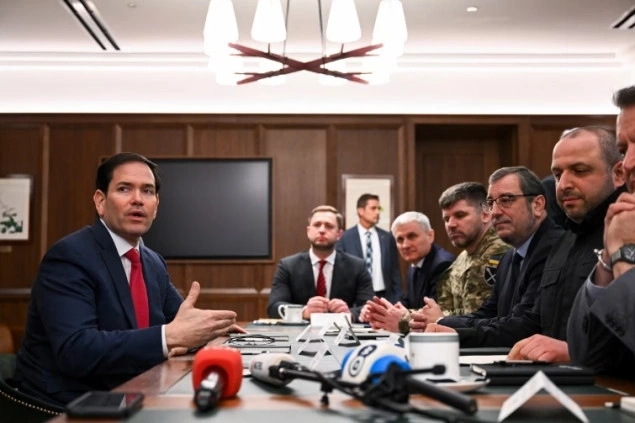 Na Floridi počeli američko-ukrajinski pregovori o mirovnom planu Na Floridi počeli američko-ukrajinski pregovori o mirovnom planu