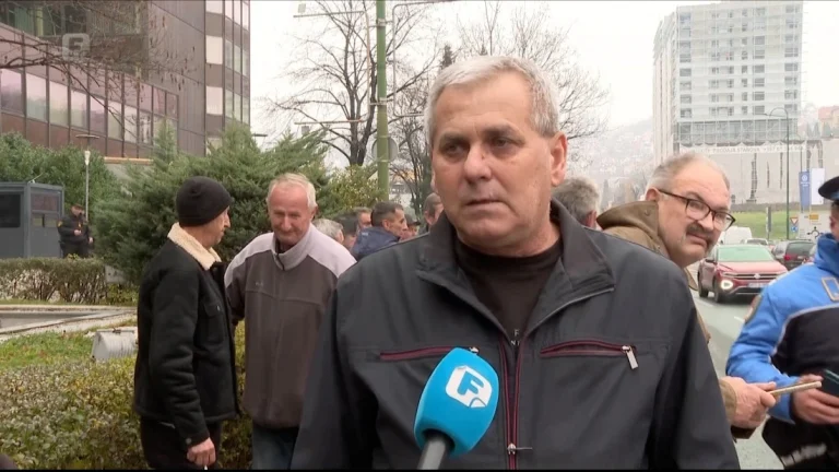 Ramiz Mujić ispred Vlade FBiH: Neko želi da preda imovinu Krivaje ortačkoj grupi Ramiz Mujić ispred Vlade FBiH: Neko želi da preda imovinu Krivaje ortačkoj grupi