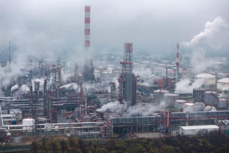 Rafinerija Pančevo u danima neizvesnosti: Ni panike, ni proizvodnje